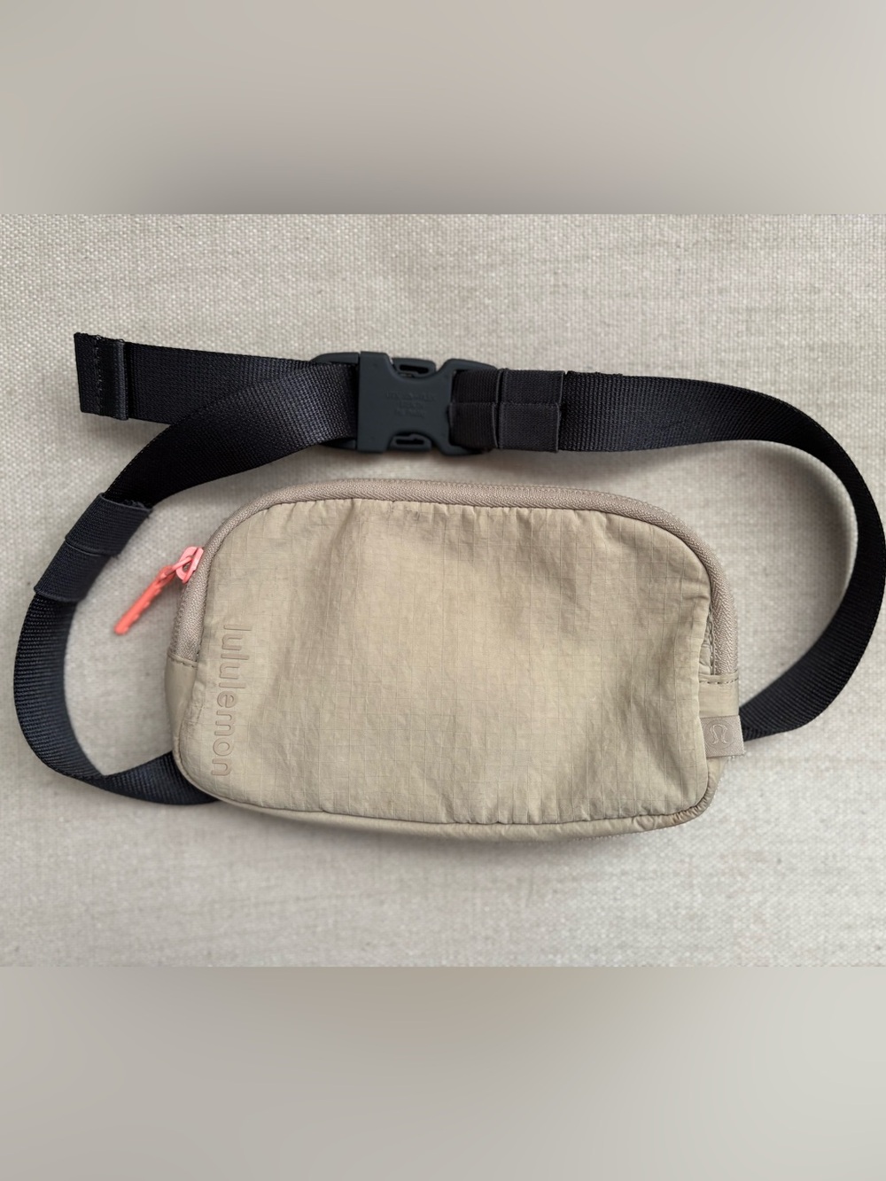 lululemon athletica Beige Belt Crossbody Bag Black Strap and Coral Zip Pull